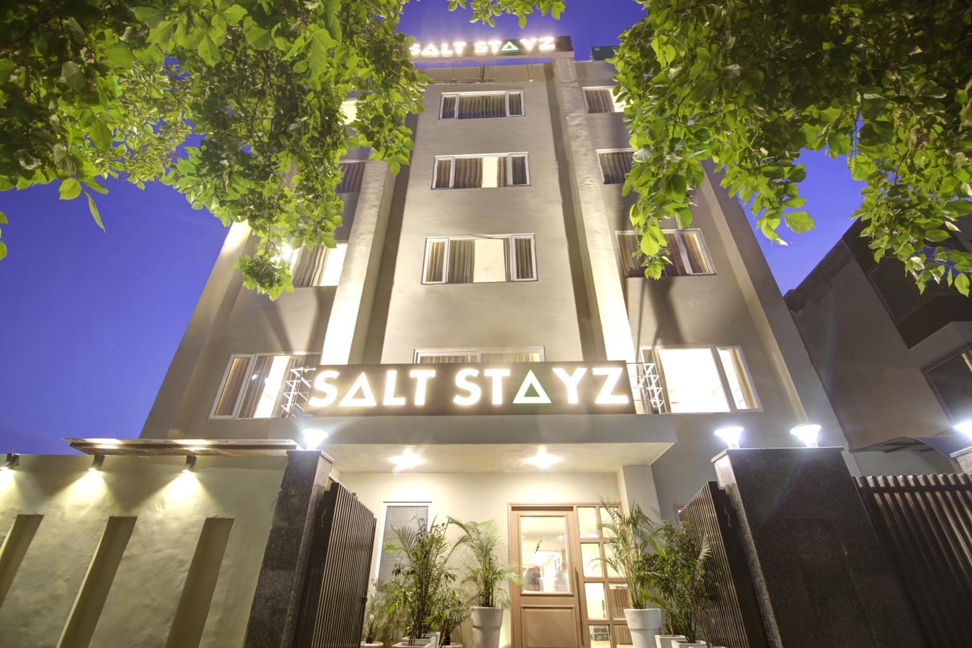 Saltstayz Select - Golf Course Road Гургаон Экстерьер фото