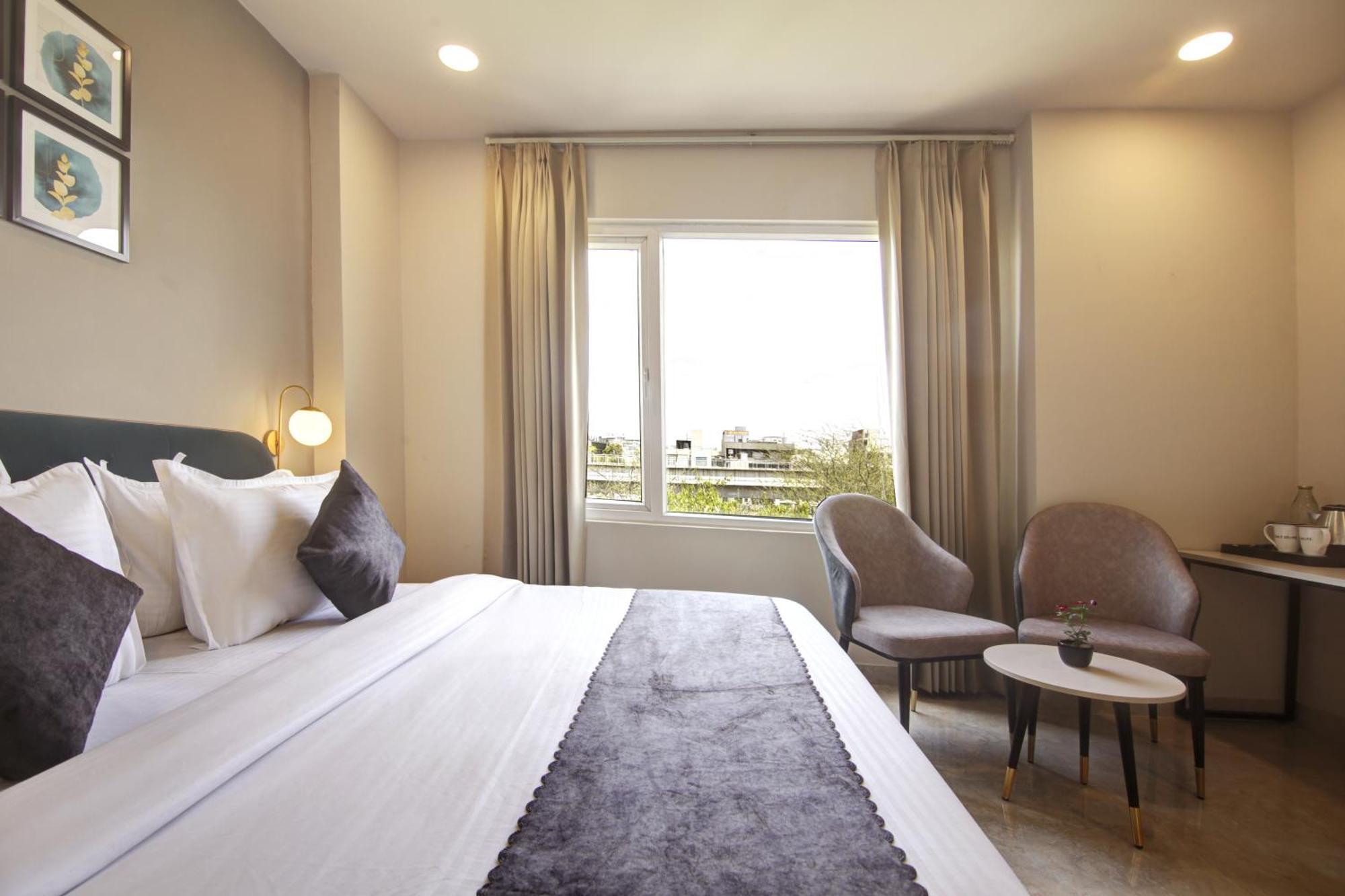 Saltstayz Select - Golf Course Road Гургаон Экстерьер фото