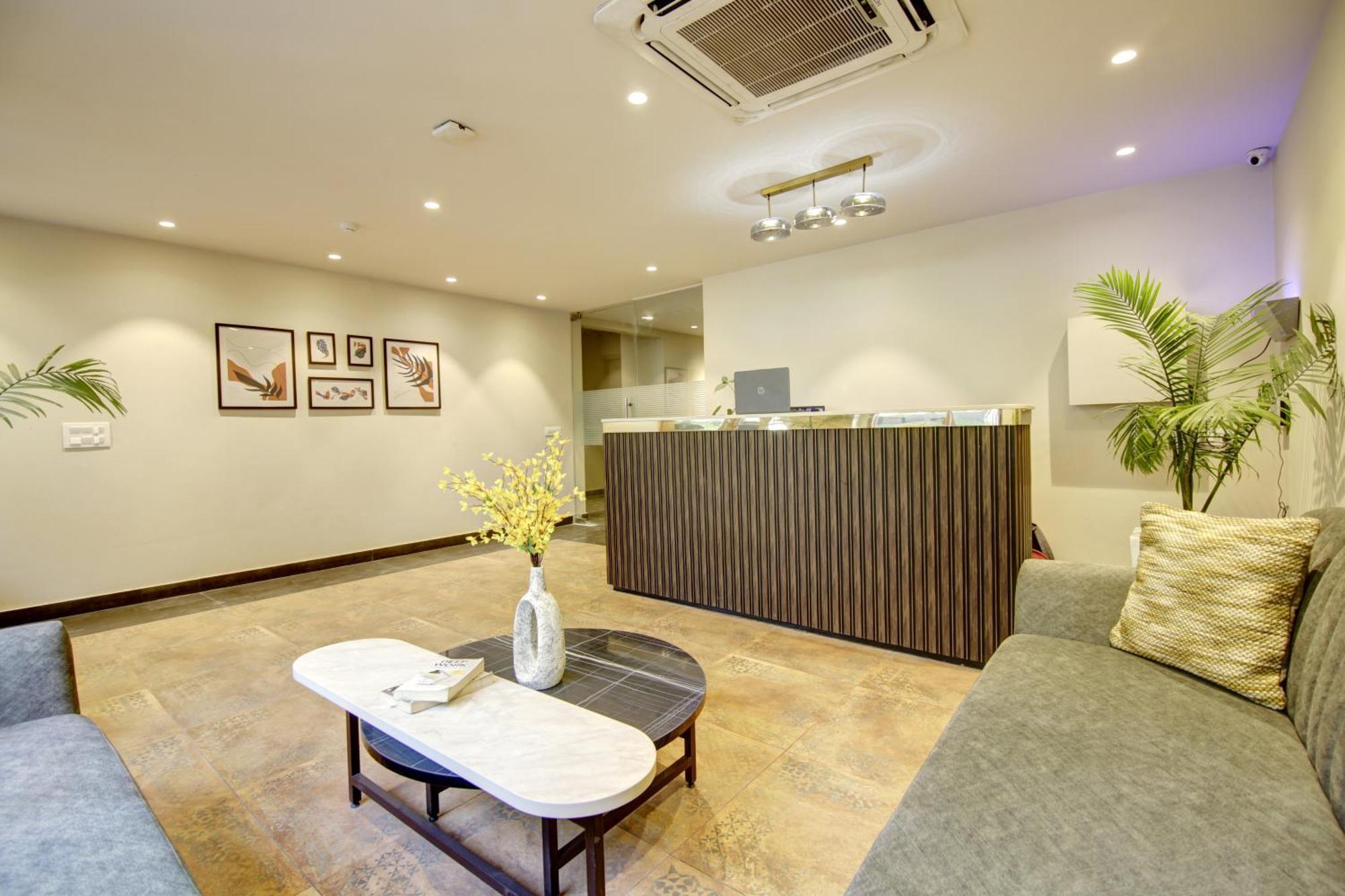 Saltstayz Select - Golf Course Road Гургаон Экстерьер фото