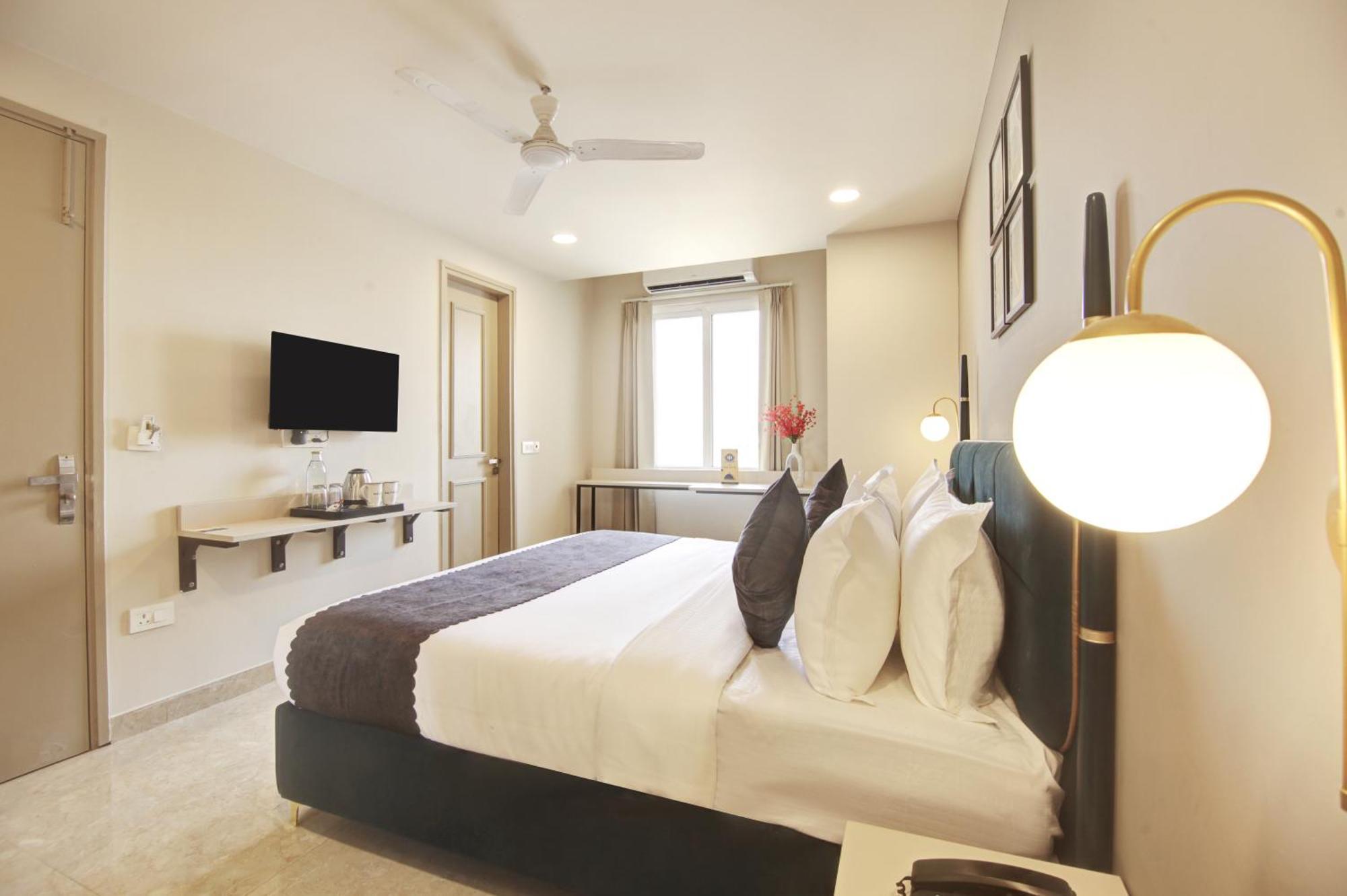 Saltstayz Select - Golf Course Road Гургаон Экстерьер фото