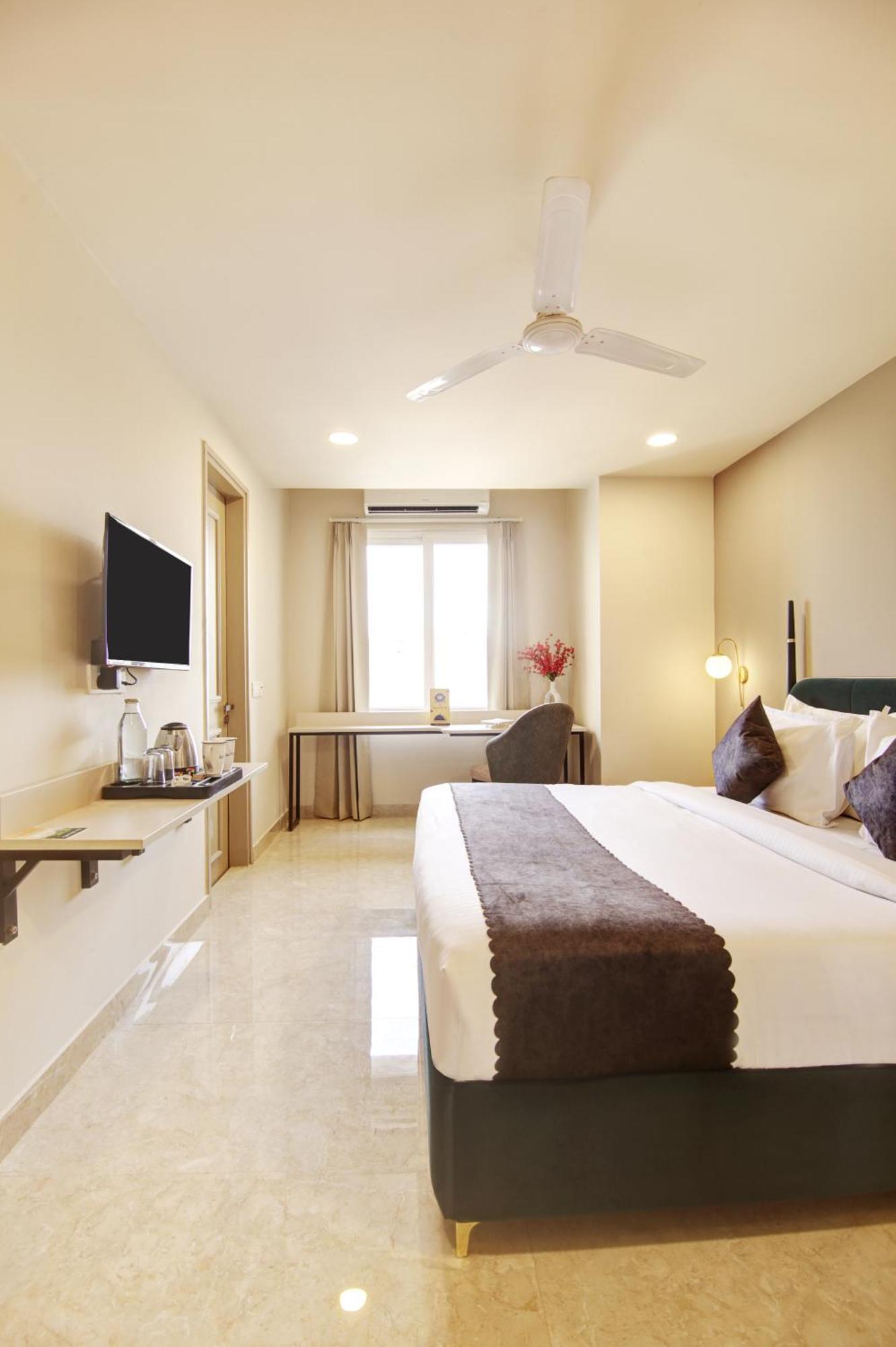 Saltstayz Select - Golf Course Road Гургаон Экстерьер фото