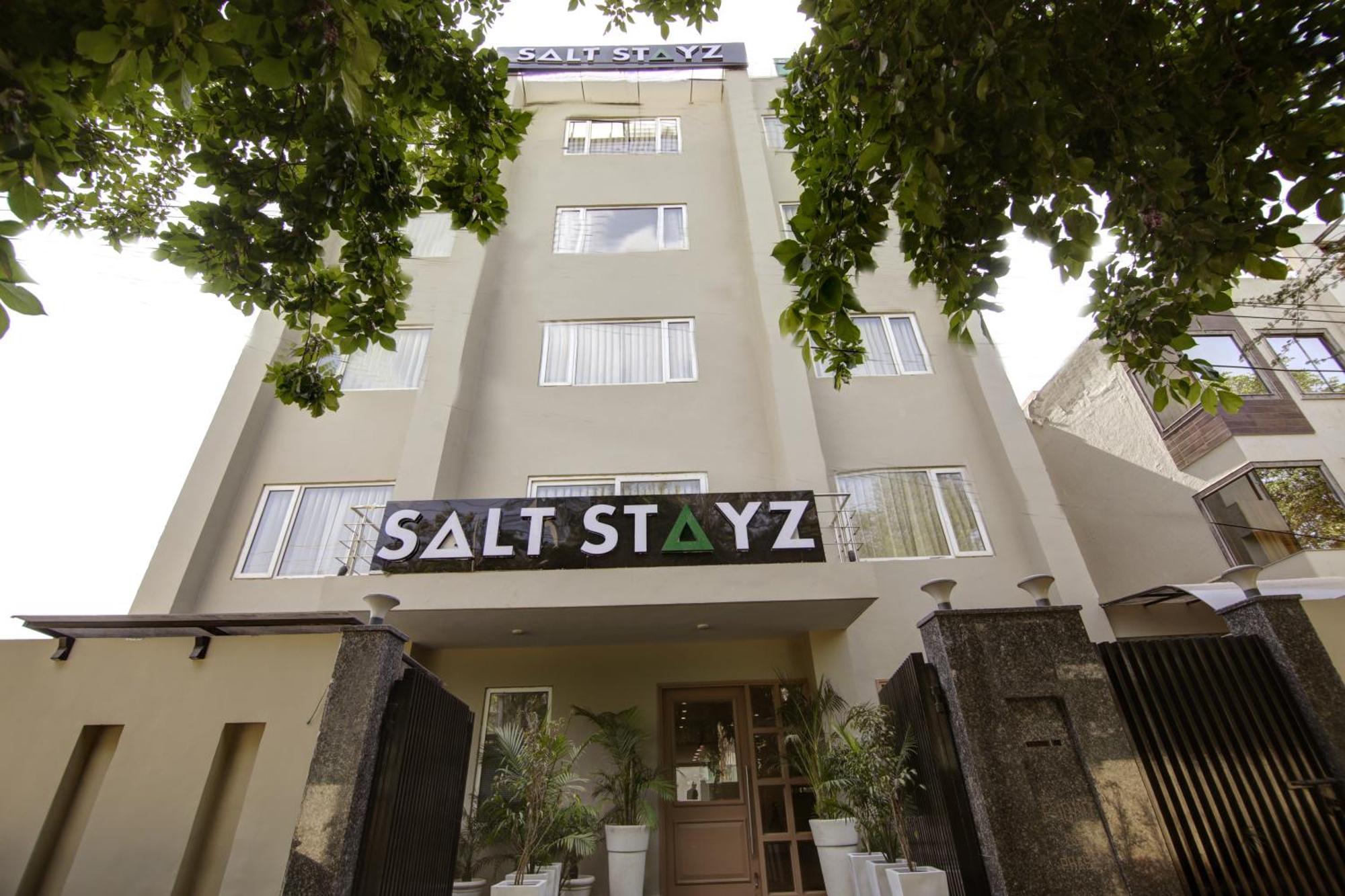 Saltstayz Select - Golf Course Road Гургаон Экстерьер фото