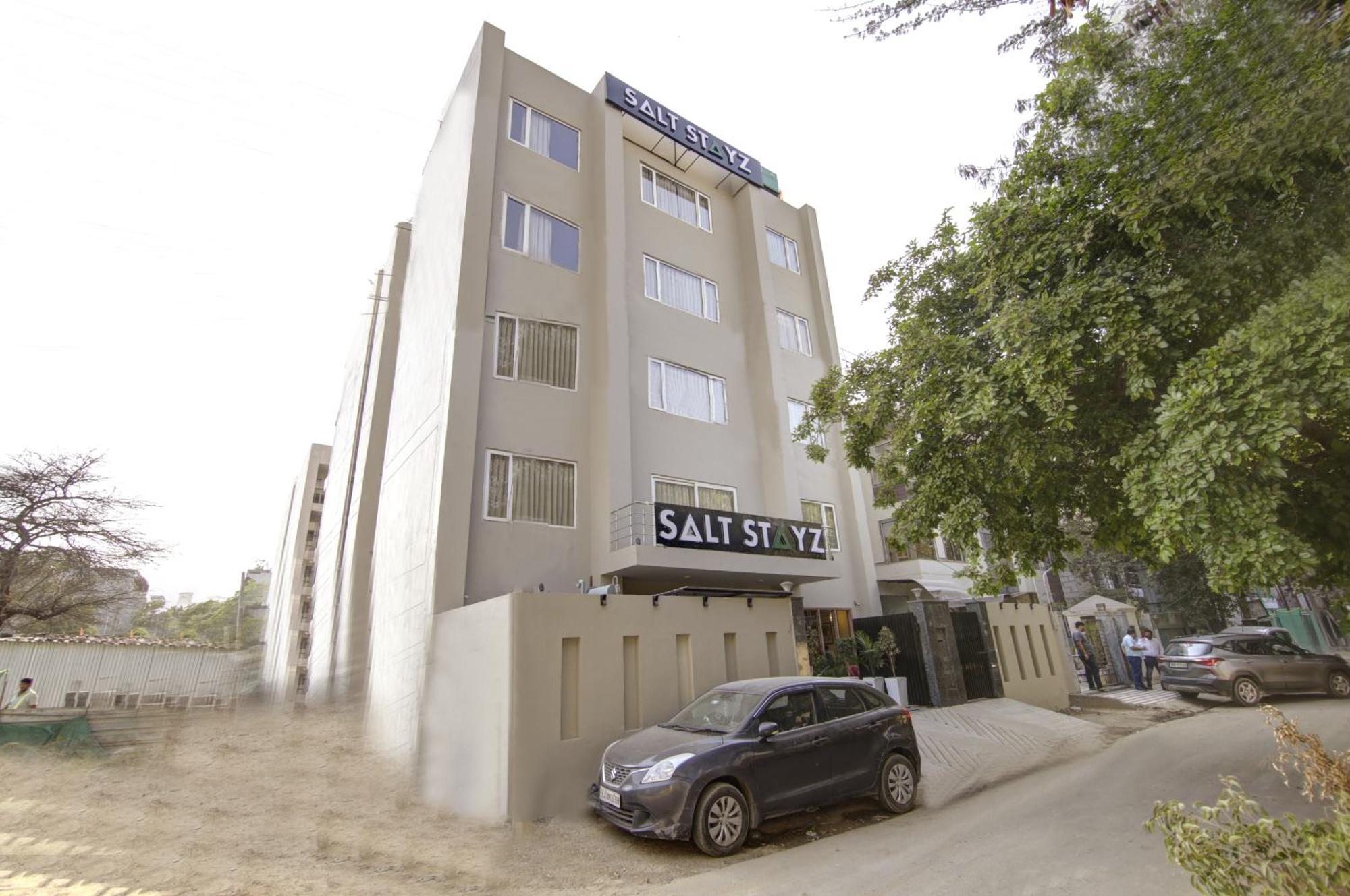 Saltstayz Select - Golf Course Road Гургаон Экстерьер фото