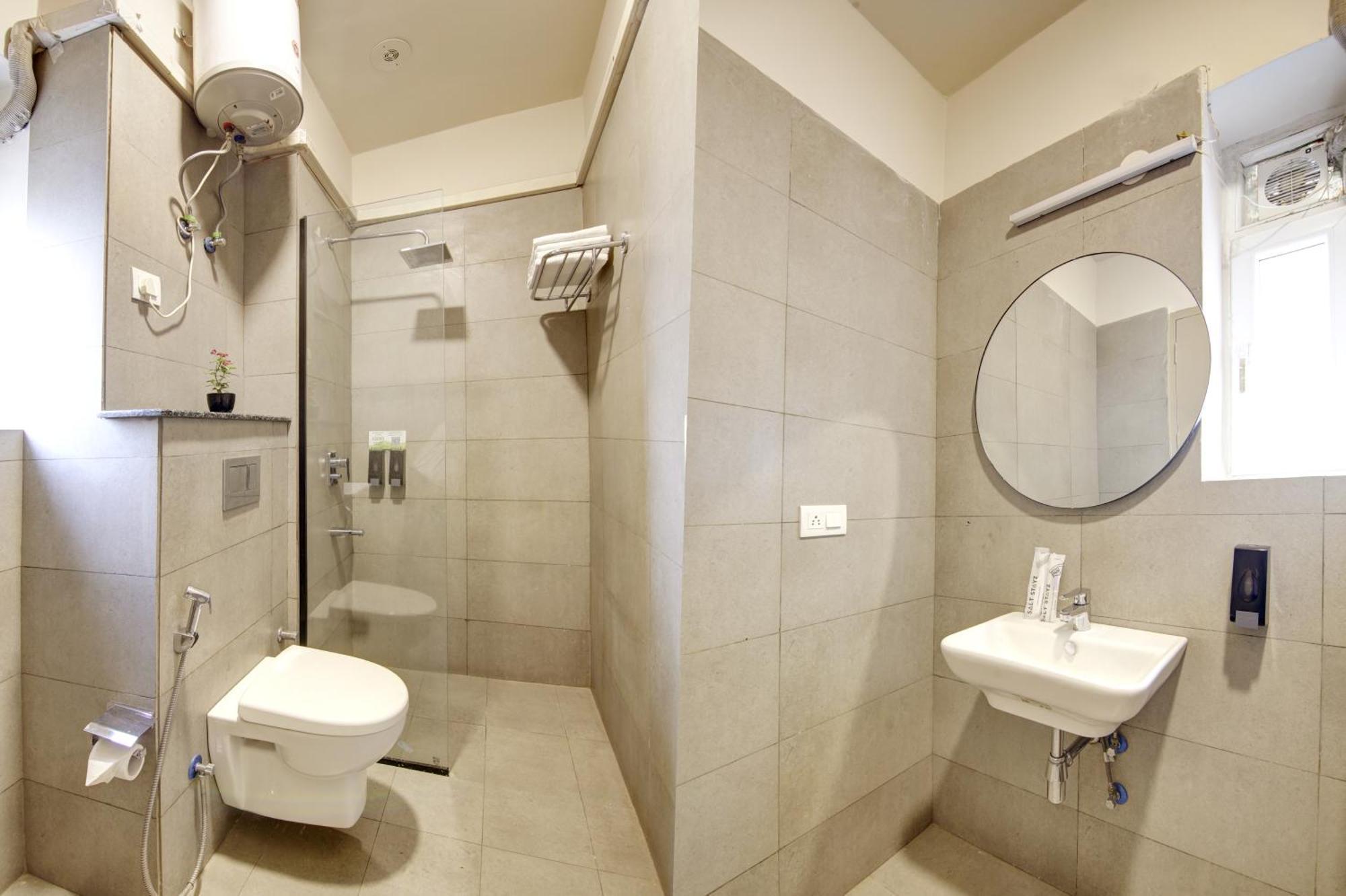 Saltstayz Select - Golf Course Road Гургаон Экстерьер фото