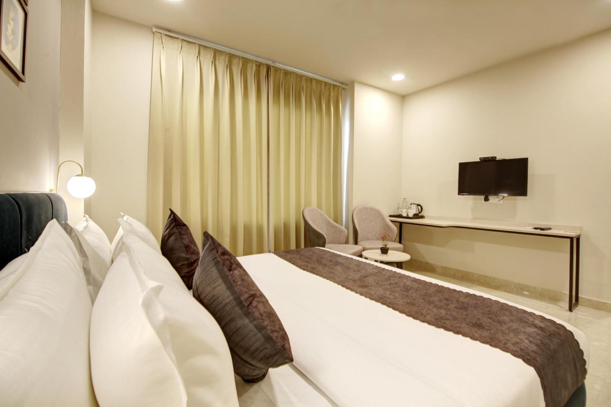 Saltstayz Select - Golf Course Road Гургаон Экстерьер фото